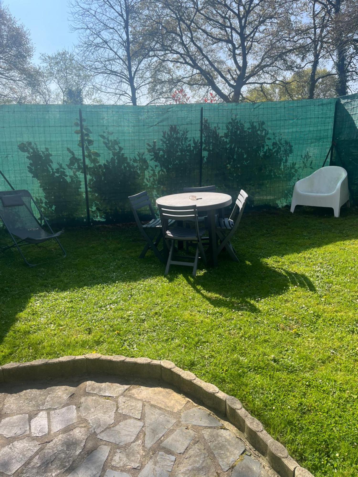 La Petite Maison De Kerguiniou Glomel Zewnętrze zdjęcie